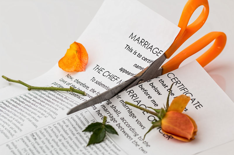 Αιτία διαζυγίου: Ανακαίνιση σπιτιού
