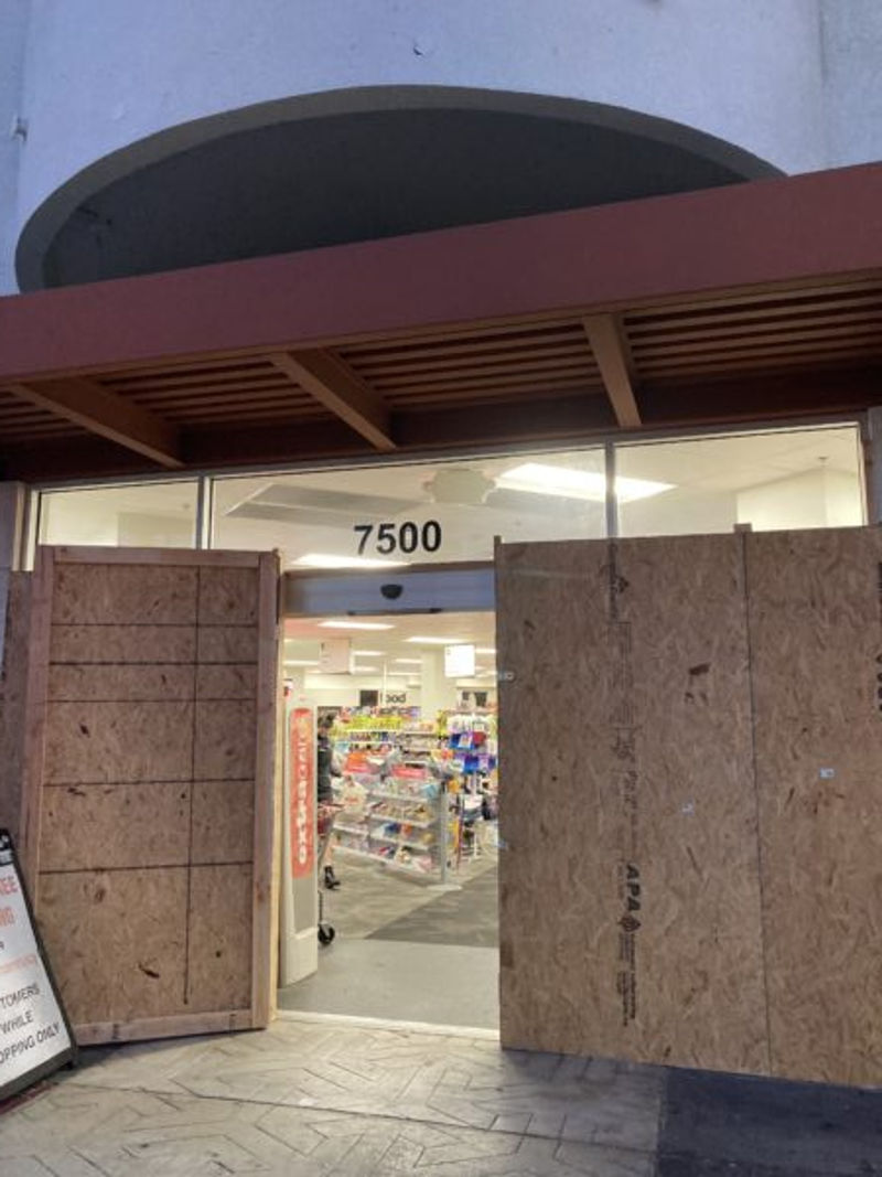 7500 super market usa closed protection