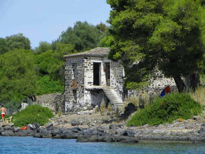 Λιχαδονήσια: Οι Μπαχάμες της Ελλάδας