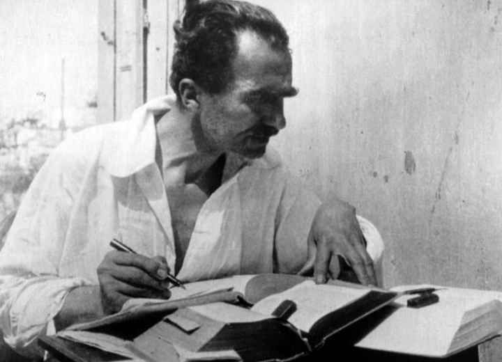 nikоѕ kazantzakis, a unique, extraordinary grееk рhilоѕорhеr, and writеr