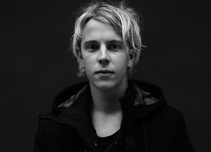 Ο tom odell σε μια μοναδική συναυλία στην Ελλάδα