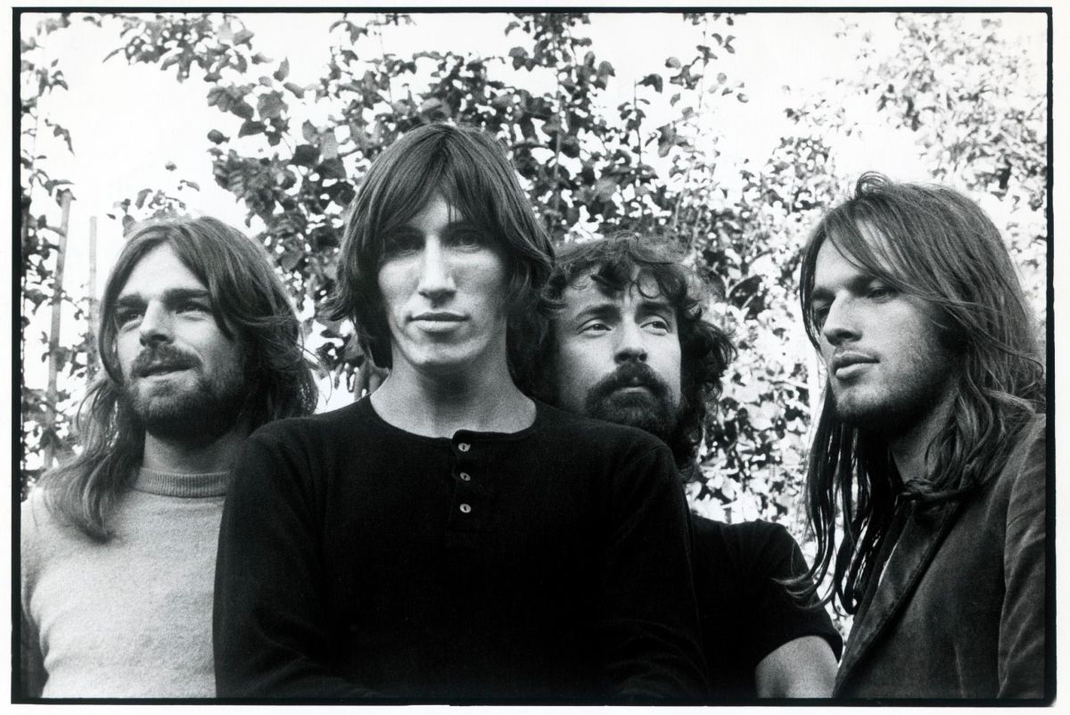 Οι Pink Floyd, ο Paul McCartney, Genesis και ο Eric Clapton έλαβαν μέρος σε μια ιστορική συναυλία στο Knebworth House, στο Χερτφορντσίαρ της Αγγλίας.