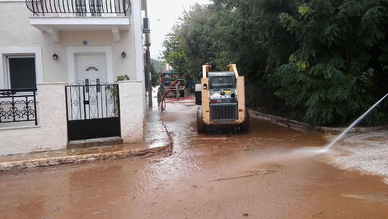 Τέσσερα Χρόνια, Εφτά Πληγές…