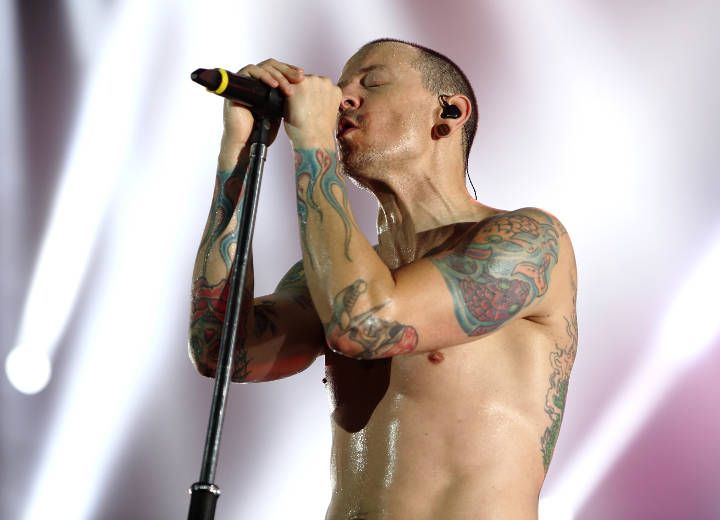 Το αστέρι τού chester bennington λάμπει πλέον… από ψηλά